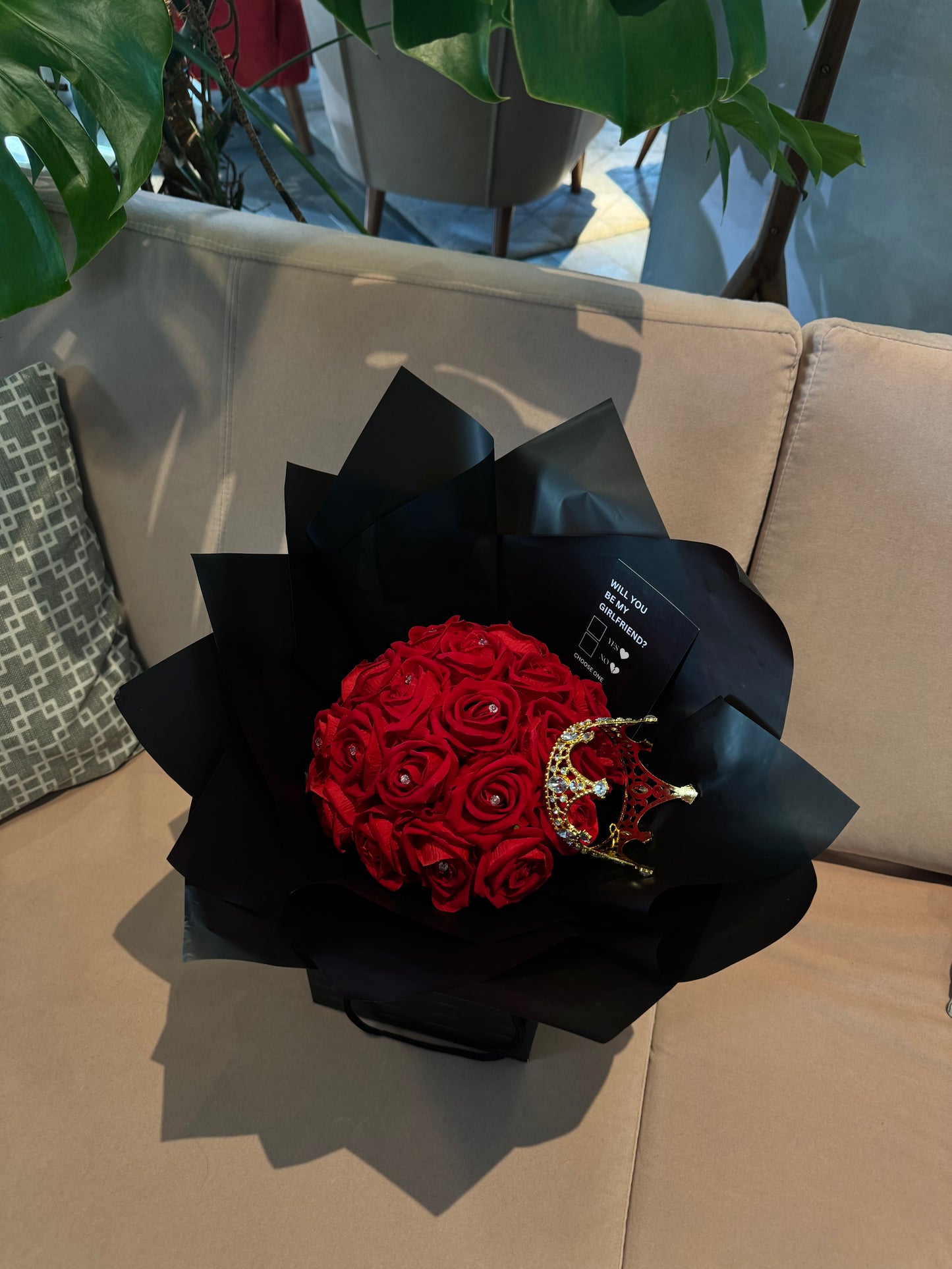 Luxury red roses